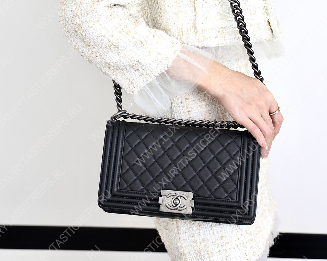 Ch*el boy handbag black a67086