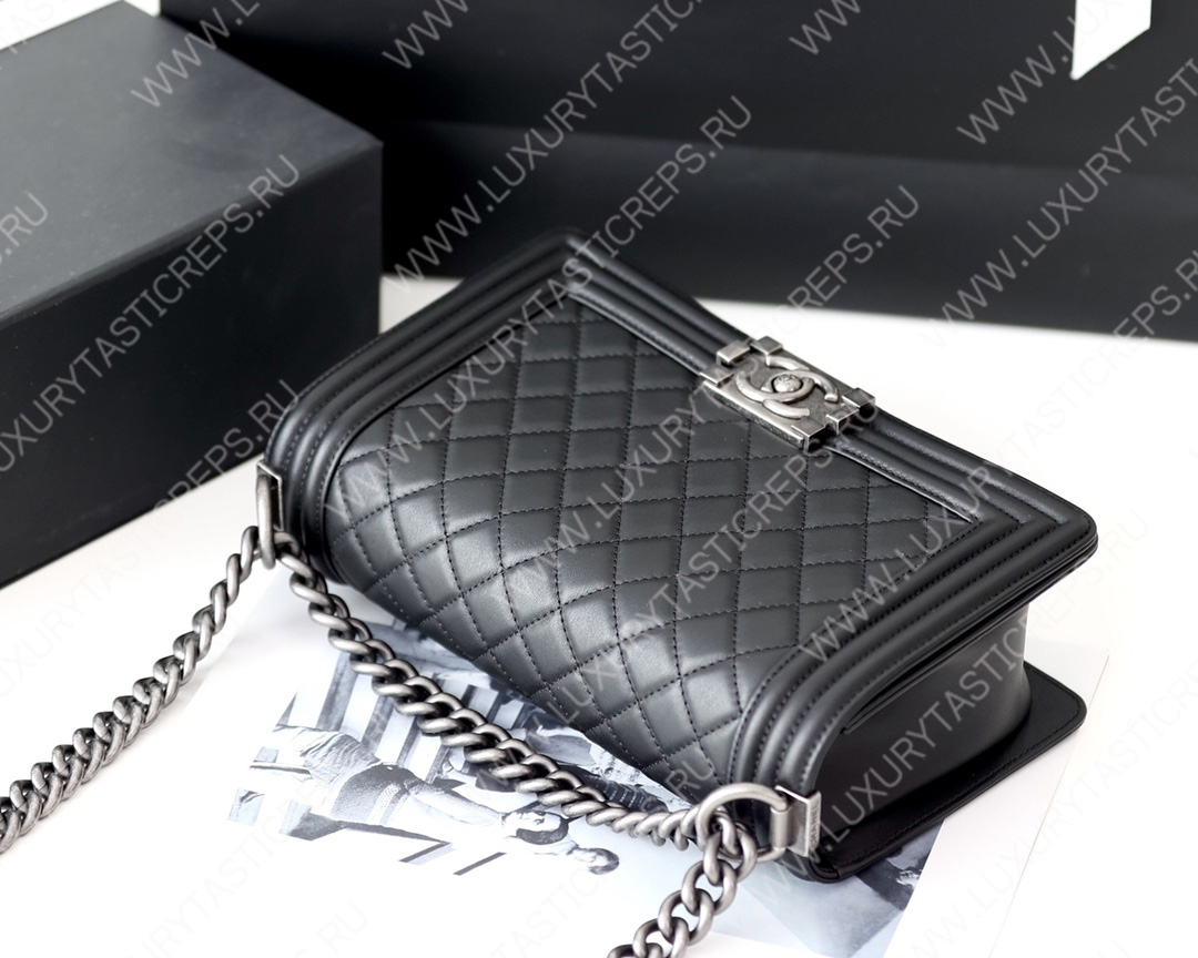 Ch*el boy handbag black a67086