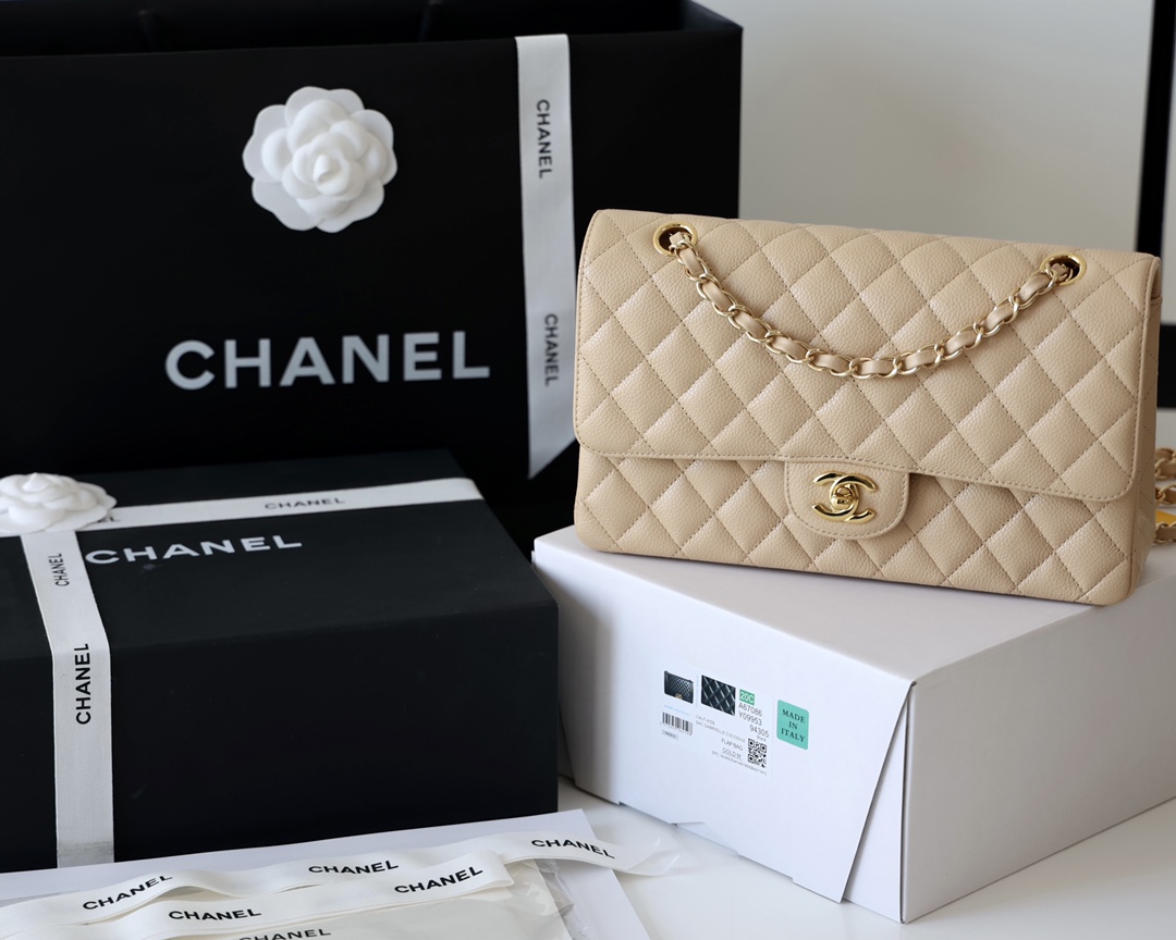Ch*el classic medium flap bag beige a01112