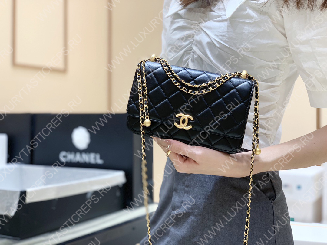 Ch*el wallet on chain black ap2649