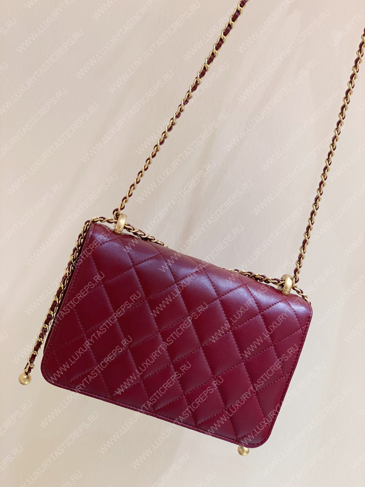 Ch*el wallet on chain burgundy ap2649