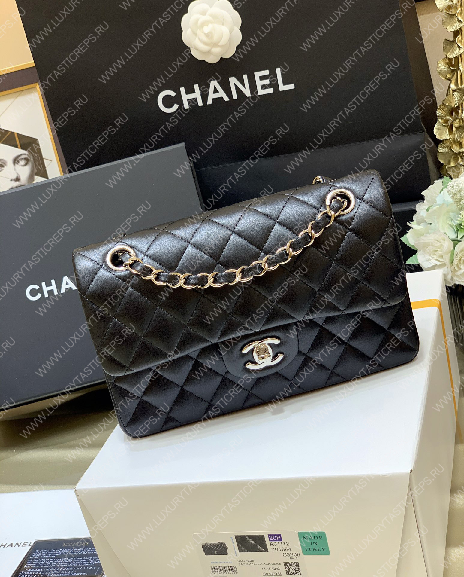 Ch*el small classic handbag bag black a01113