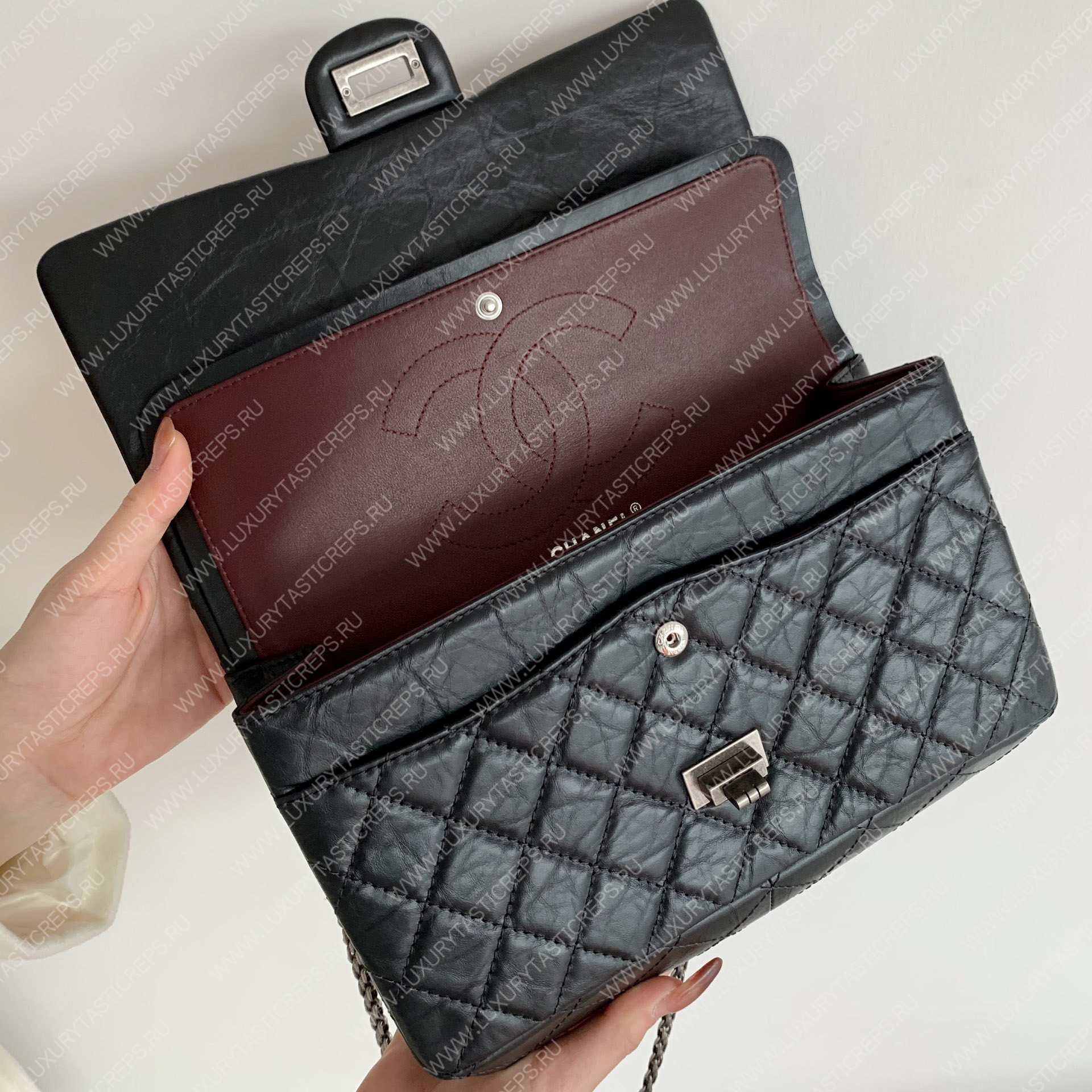 Ch*el 2.55 large reissue handbag black a37587