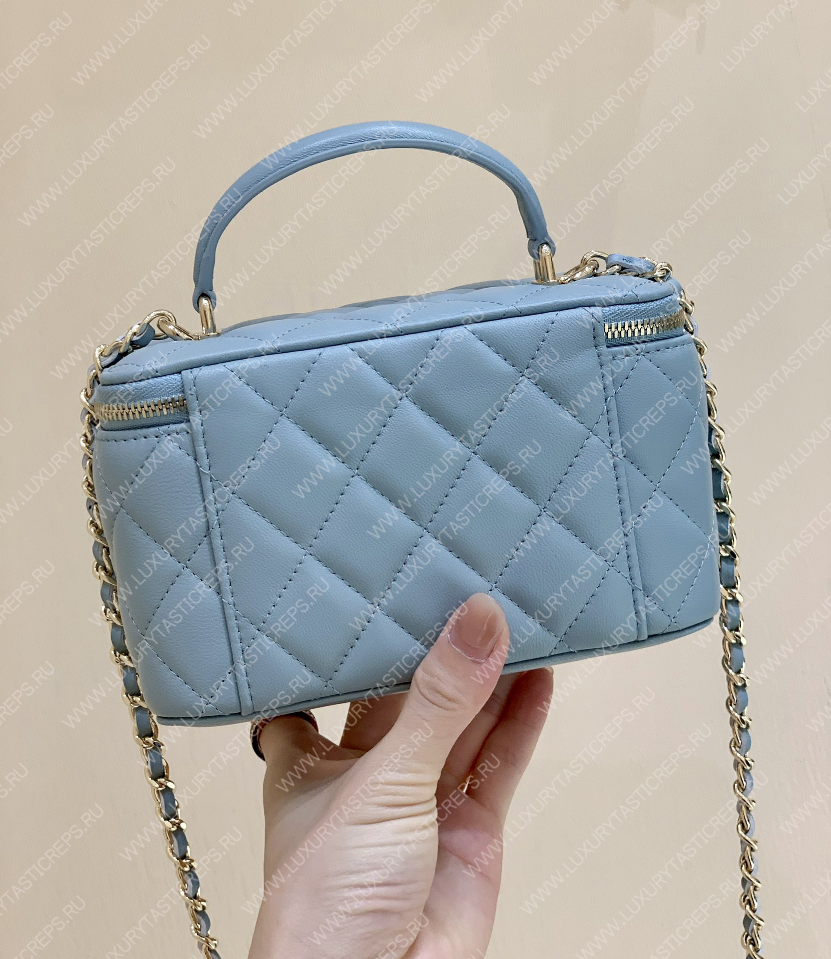 Ch*el long vanity case blue ap2199
