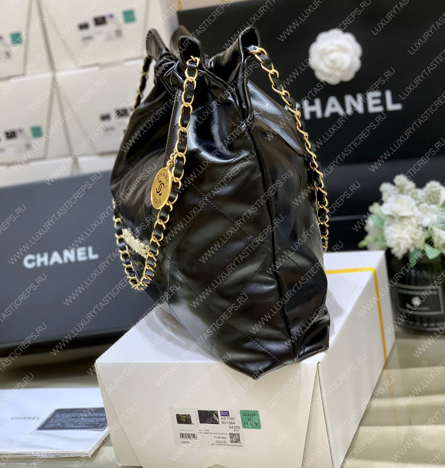 Ch*el 22 handbag black as3261