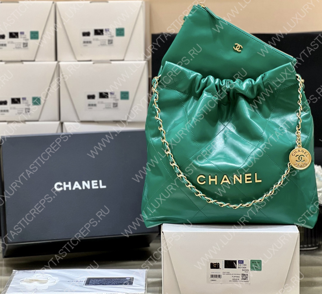 Ch*el 22 handbag green as3260