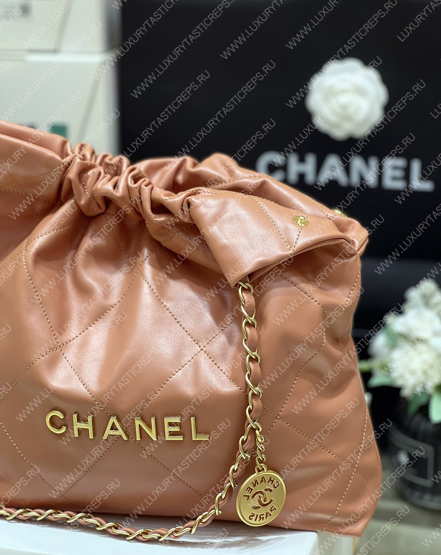 Ch*el 22 handbag brown as3260