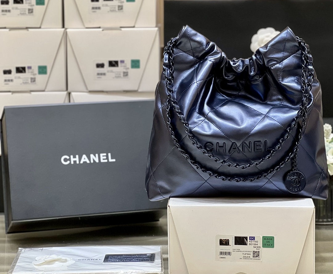 Ch*el 22 handbag black as3260