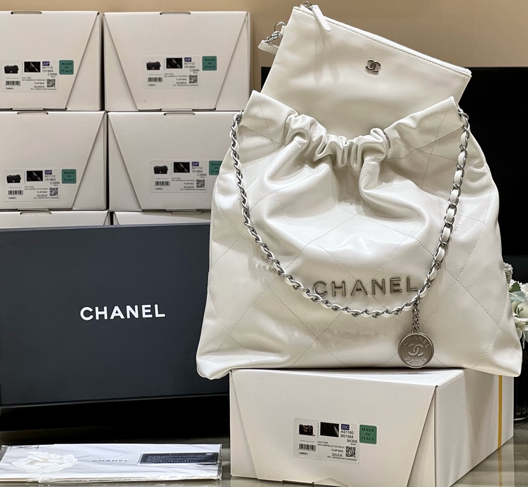 Ch*el 22 handbag white as3261