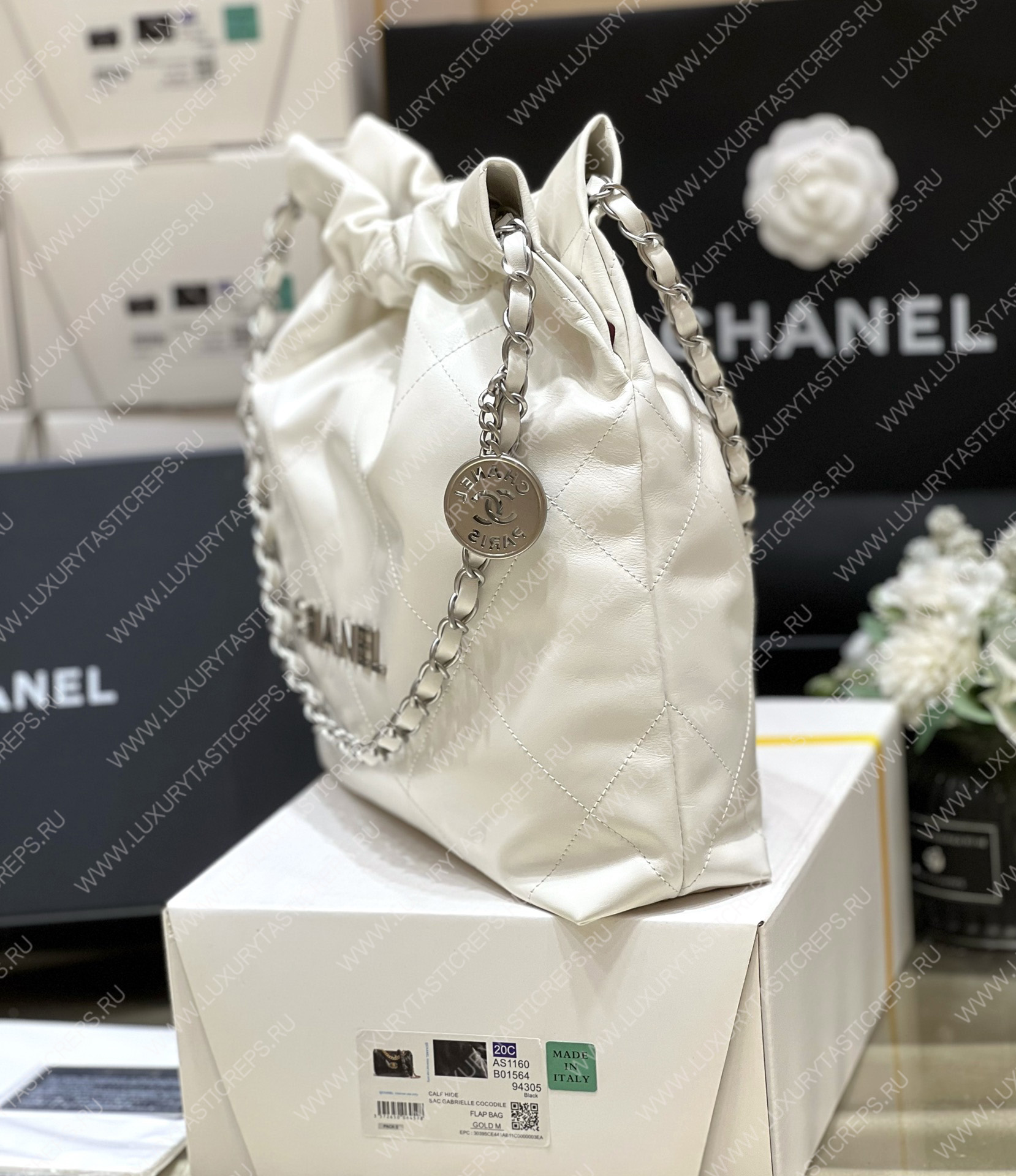 Ch*el 22 handbag white as3260