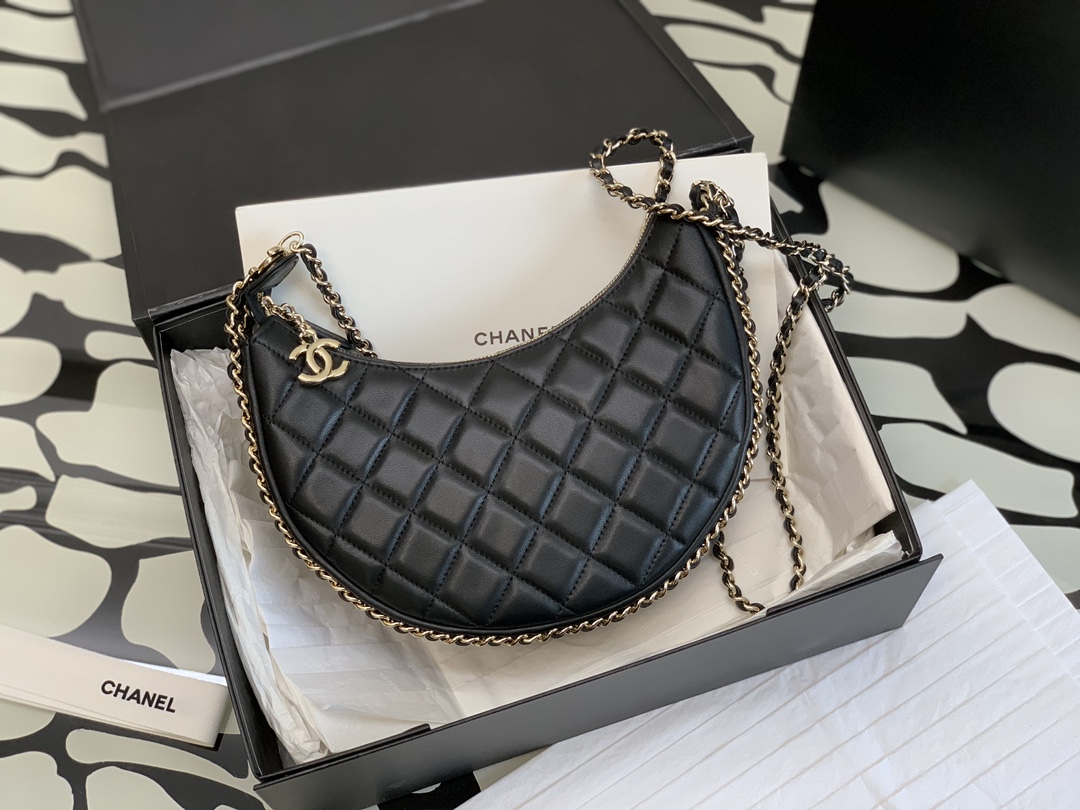 Ch*el small hobo bag black as3917