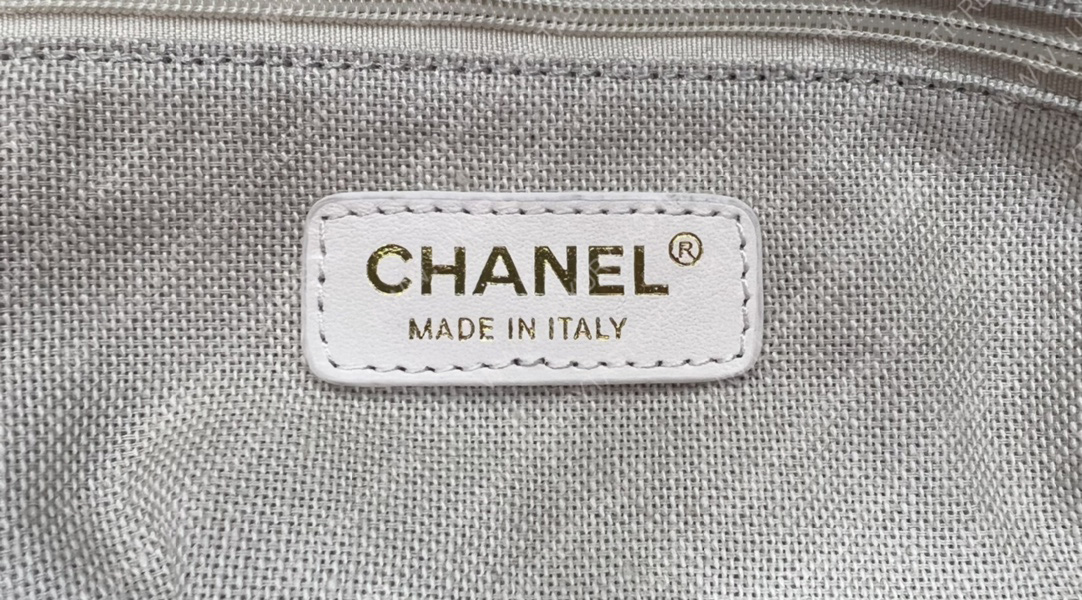Ch*el maxi shopping bag black & white a93786