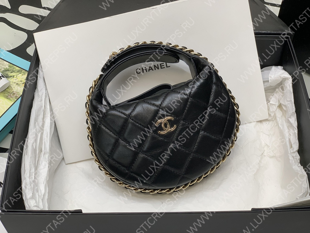 Ch*el pouch black ap3095