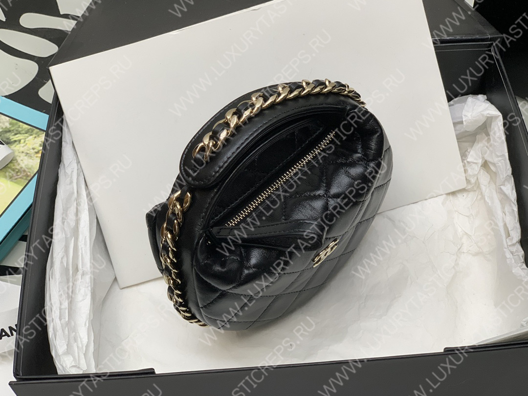 Ch*el pouch black ap3095