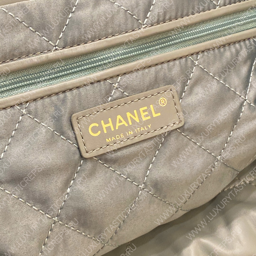 Ch*el 22 handbag light green as3261