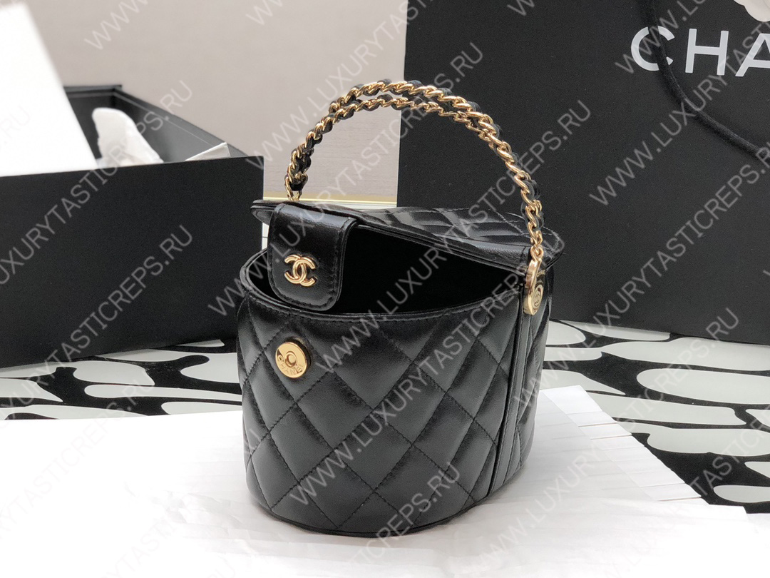 Ch*el small vanity case black  as3726