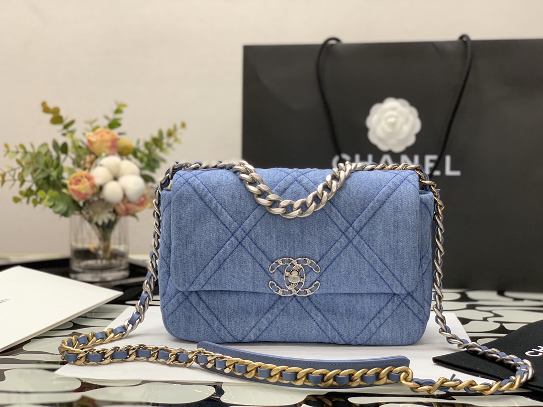 Ch*el 19 handbag blue as1160