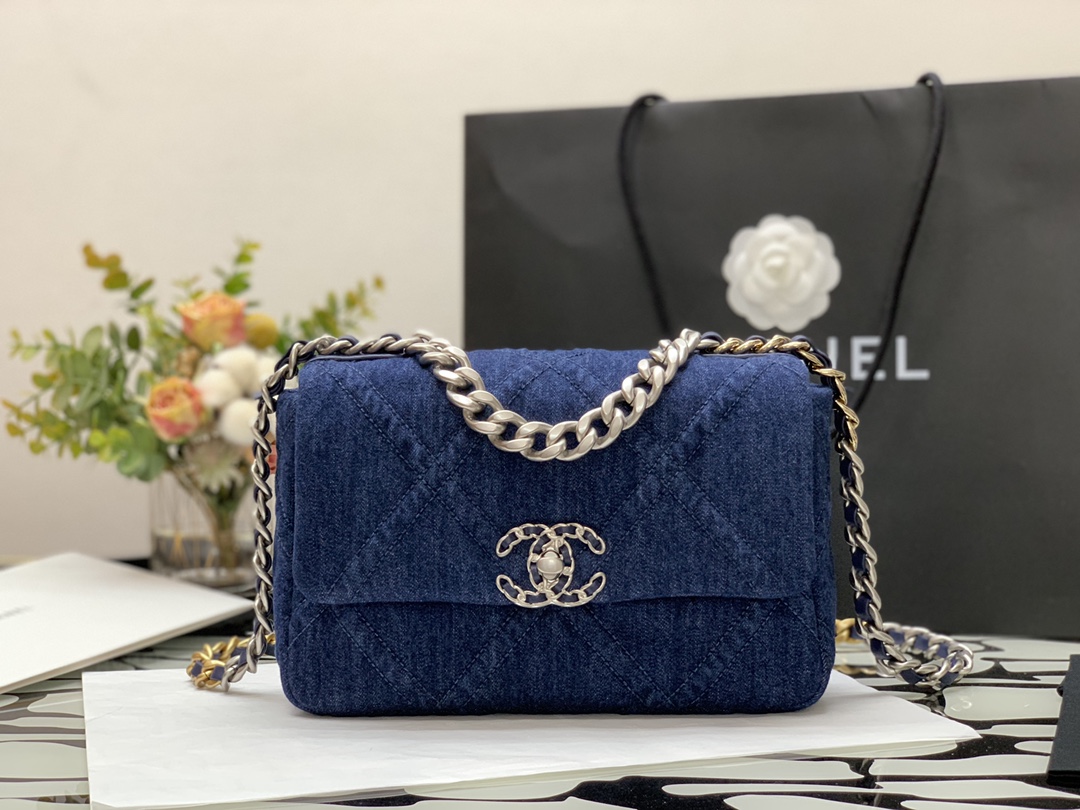 Ch*el 19 handbag dark blue as1160