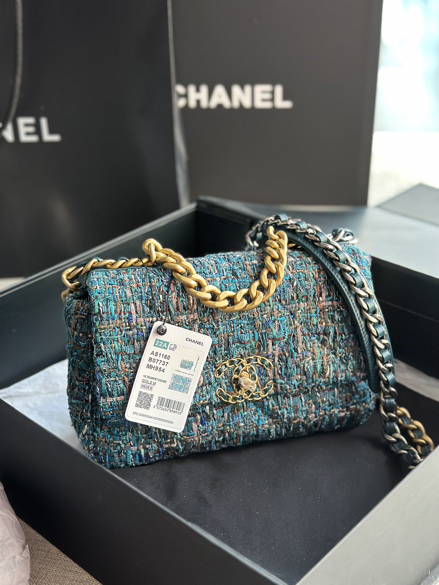 Ch*el 19 handbag multicolor as1161