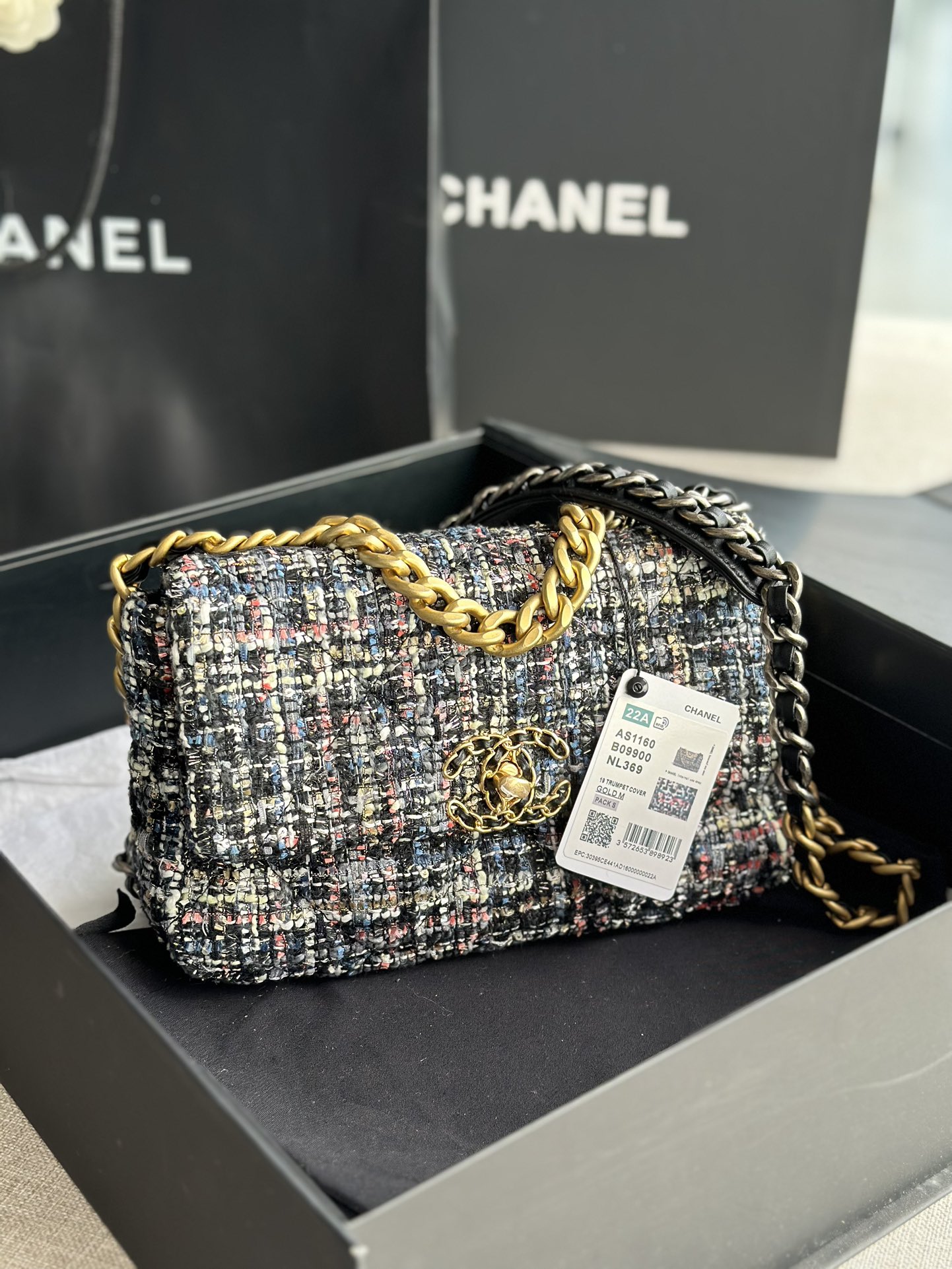 Ch*el 19 handbag multicolor as1161