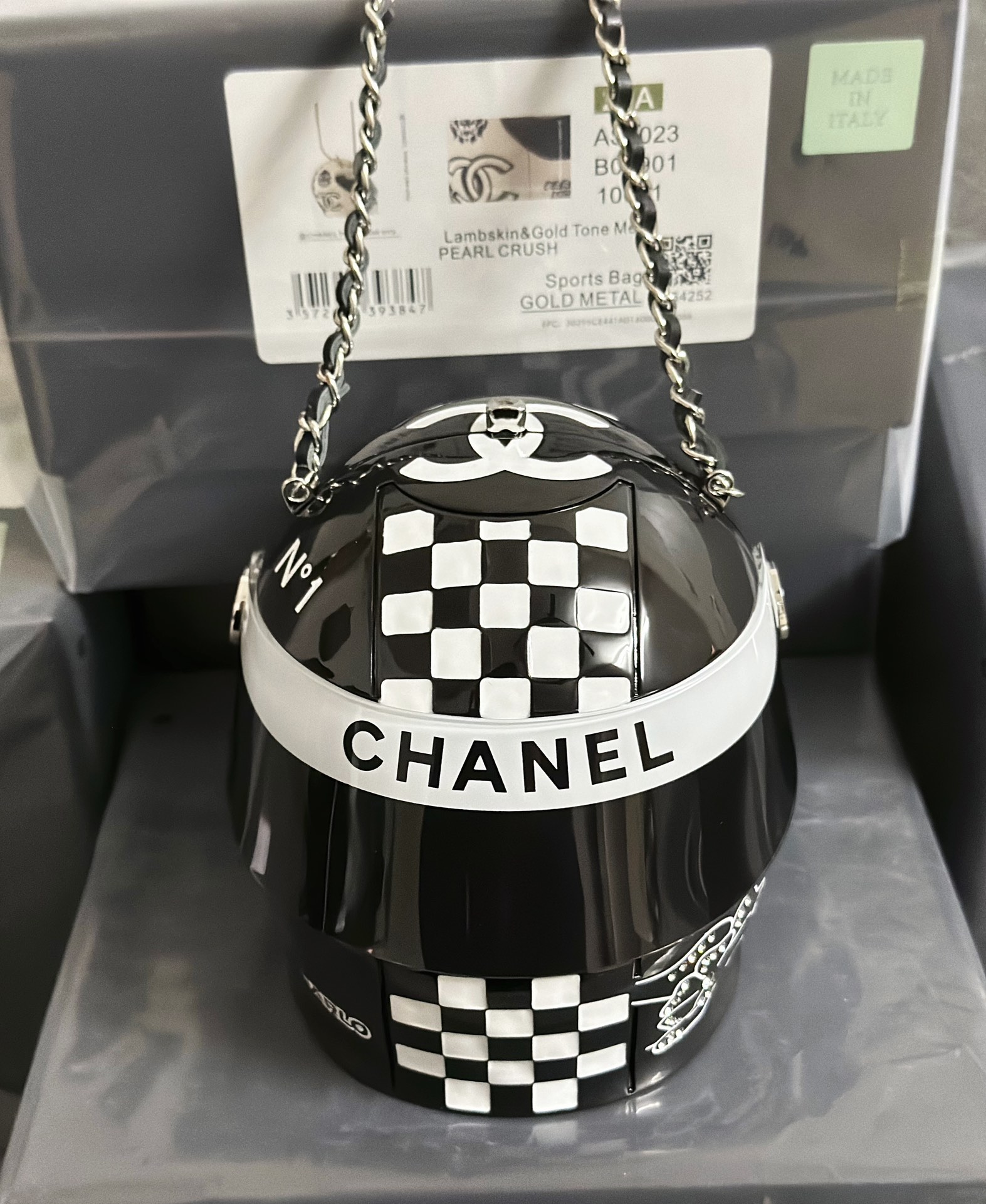 Ch*el helmet minaudiere black & white as3774