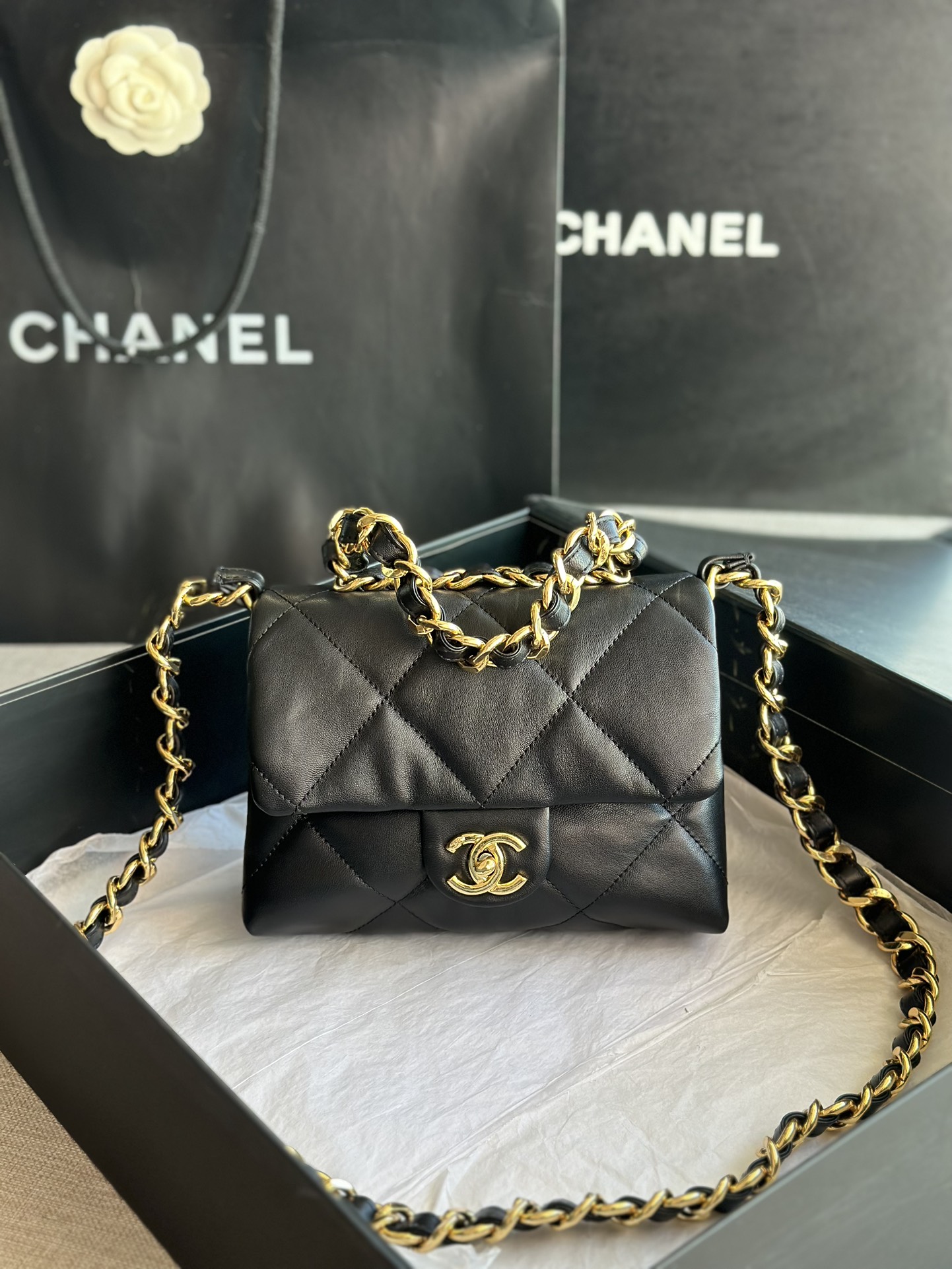 Ch*el pearl crush mini flap bag black as1160