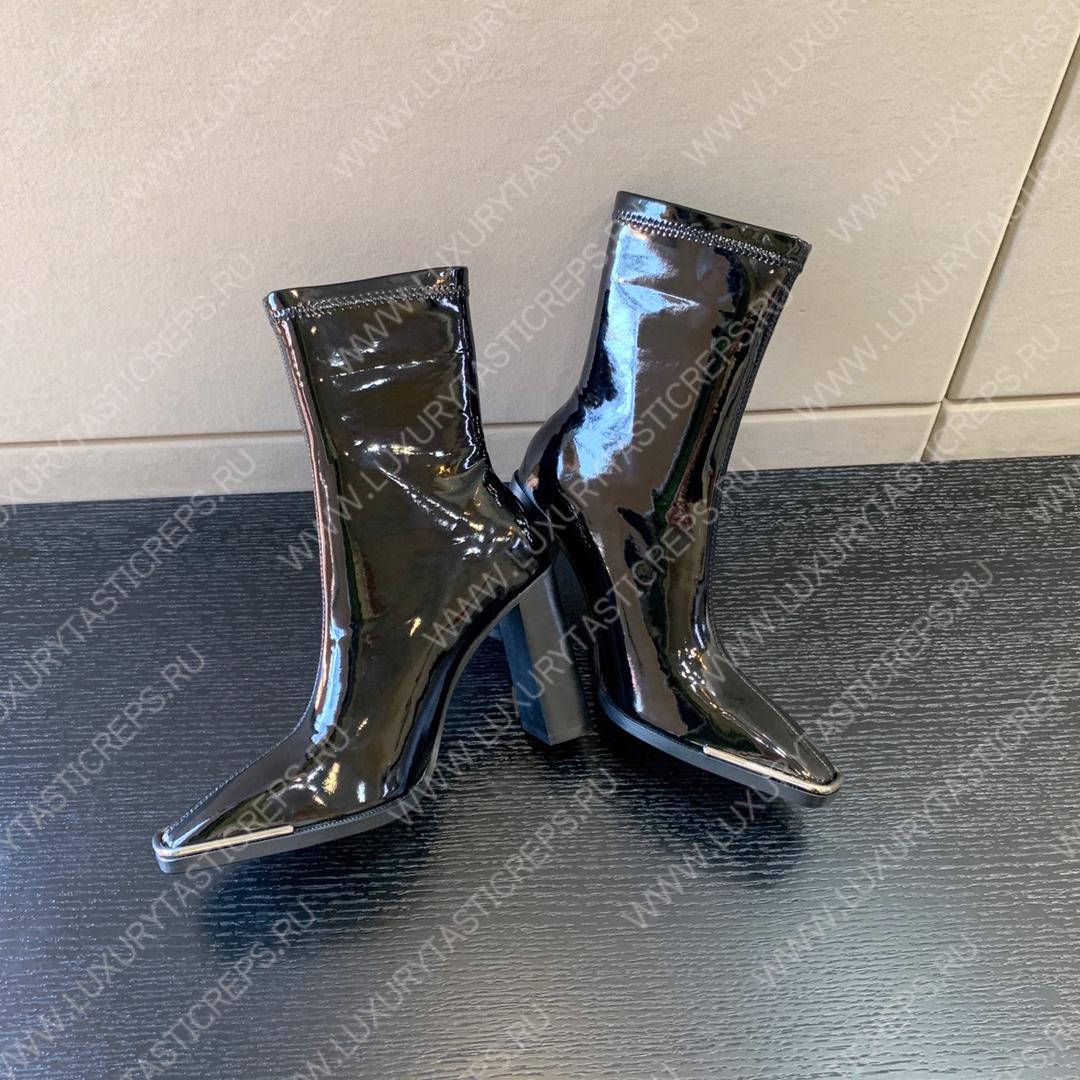 ALEXANDER MCQUEEN PUNK ANKLE BOOT BLACK 732227WHSWD1081