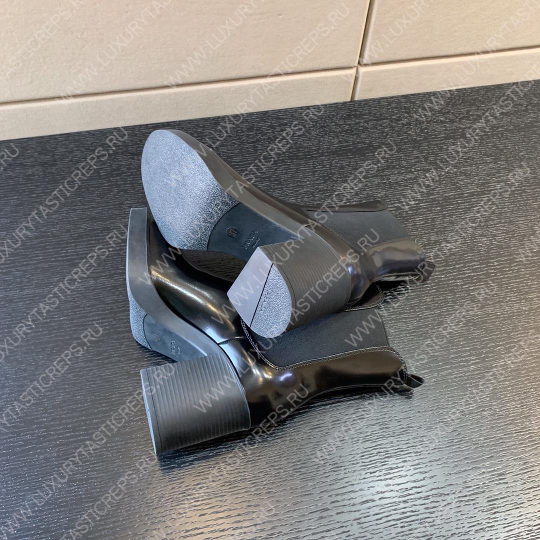 Pra*a heeled brushed leather booties black 1u993m