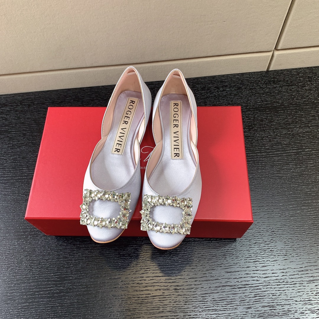 ROGER VIVIER BUCKLE BALLERINAS SKY BLUE RVW6683