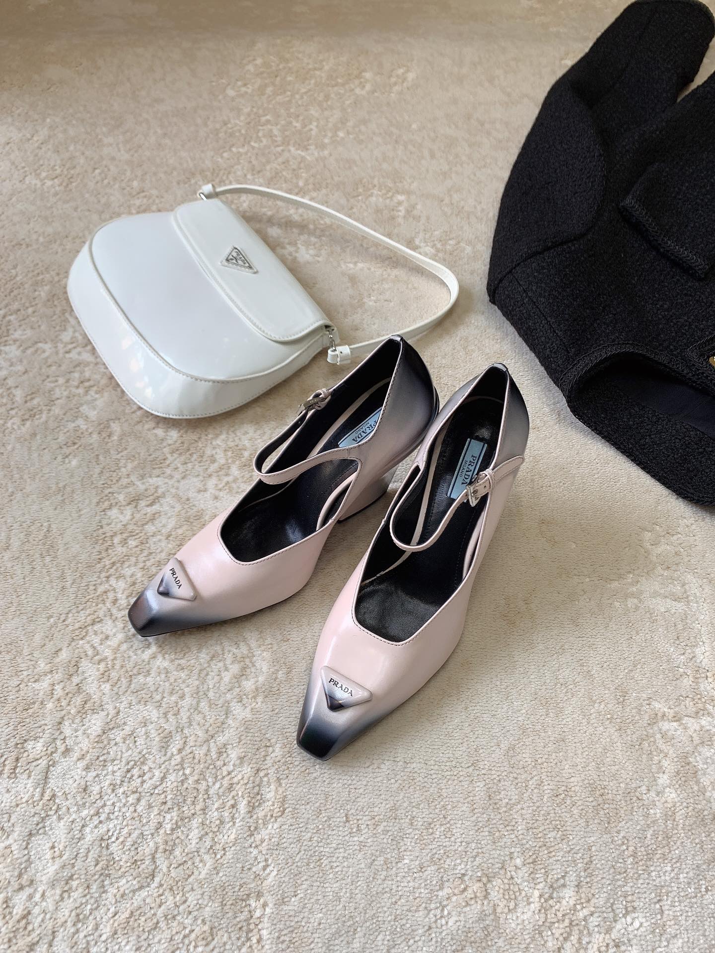 Pra*a brushed pumps leather platinum 1i982m