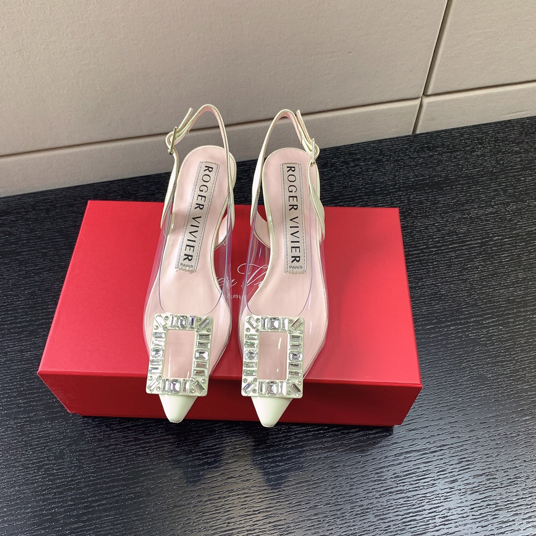 ROGER VIVIER VIRGULE BUCKLE SLINGBACK PUMPS OFF-WHITE RVW63831