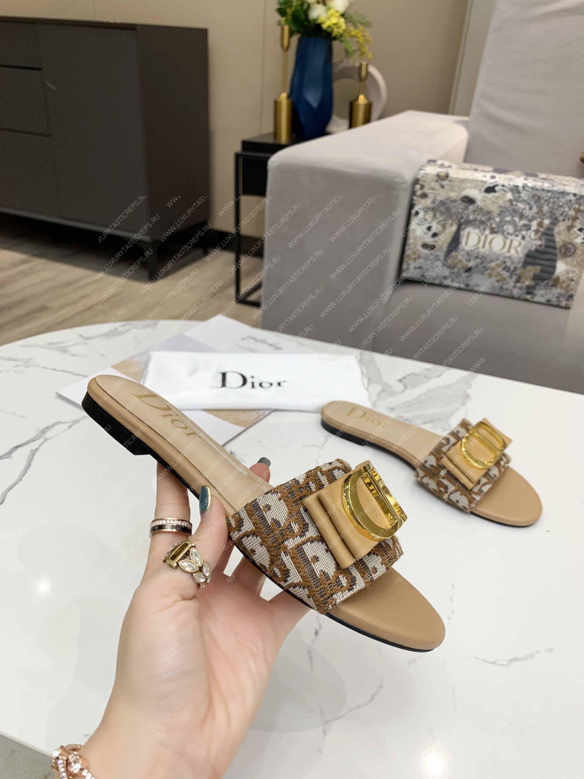 D*or slide brown & beige kcq266vea
