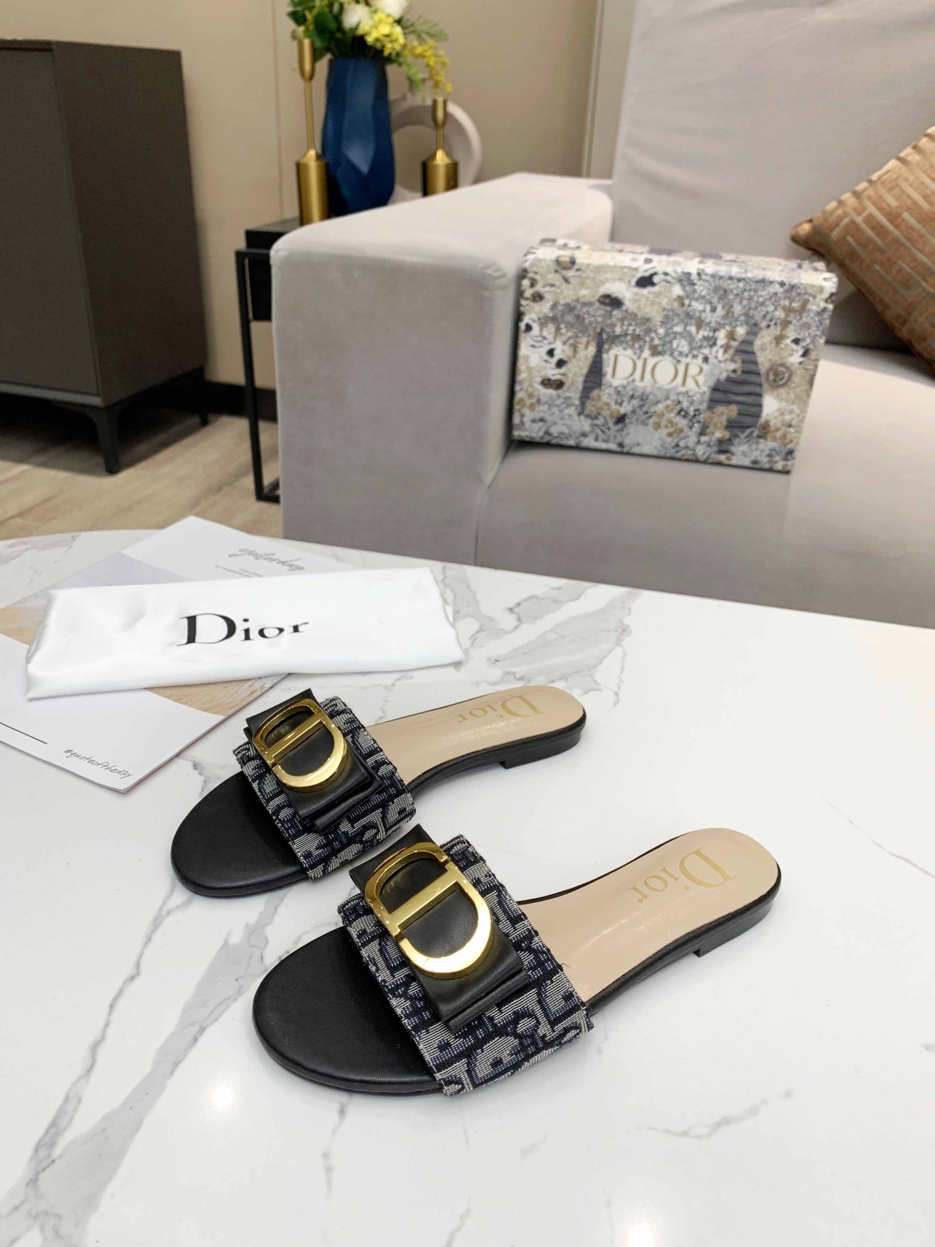 D*or slide grey kcq266vea