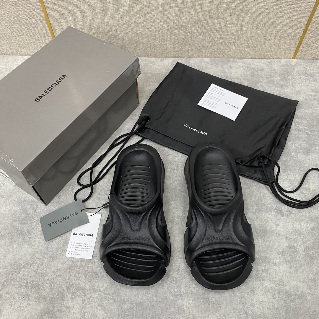 Ba*len*cia*ga mold slides black 679386w