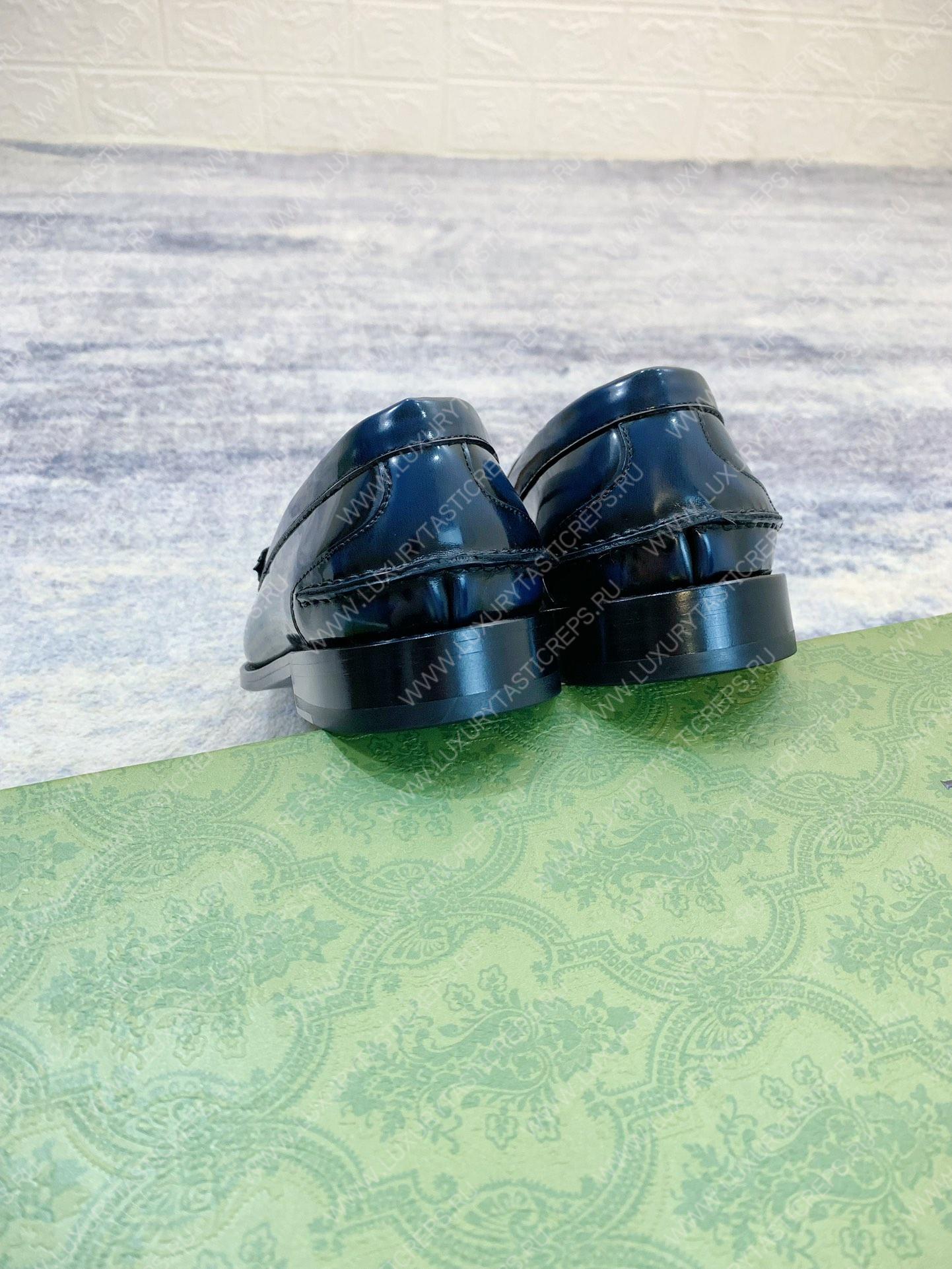 G*u*i loafer blue 644724
