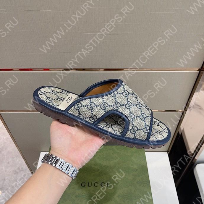 G*u*i slippers