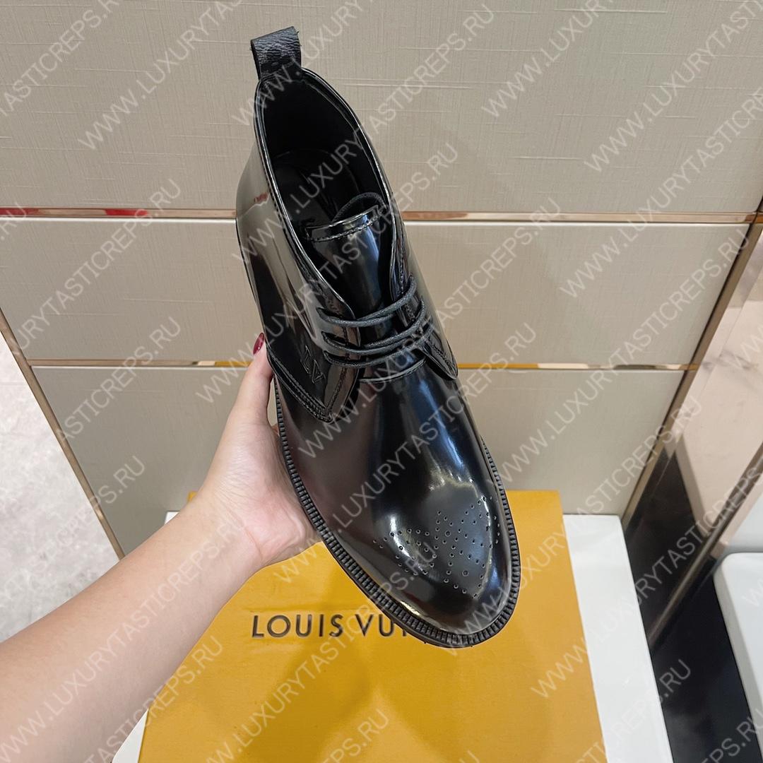 l**is V*t*n  boots black 1a9a8g