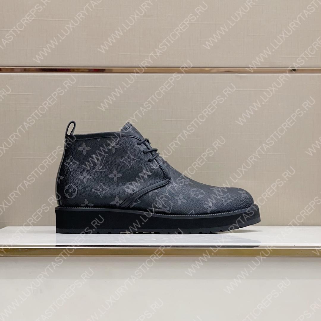 l**is V*t*n  boots black 1a9a8g