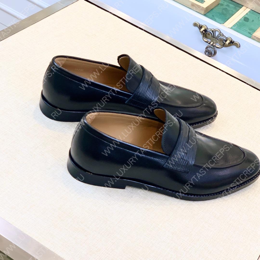 l**is V*t*n loafers black 1c5c8w