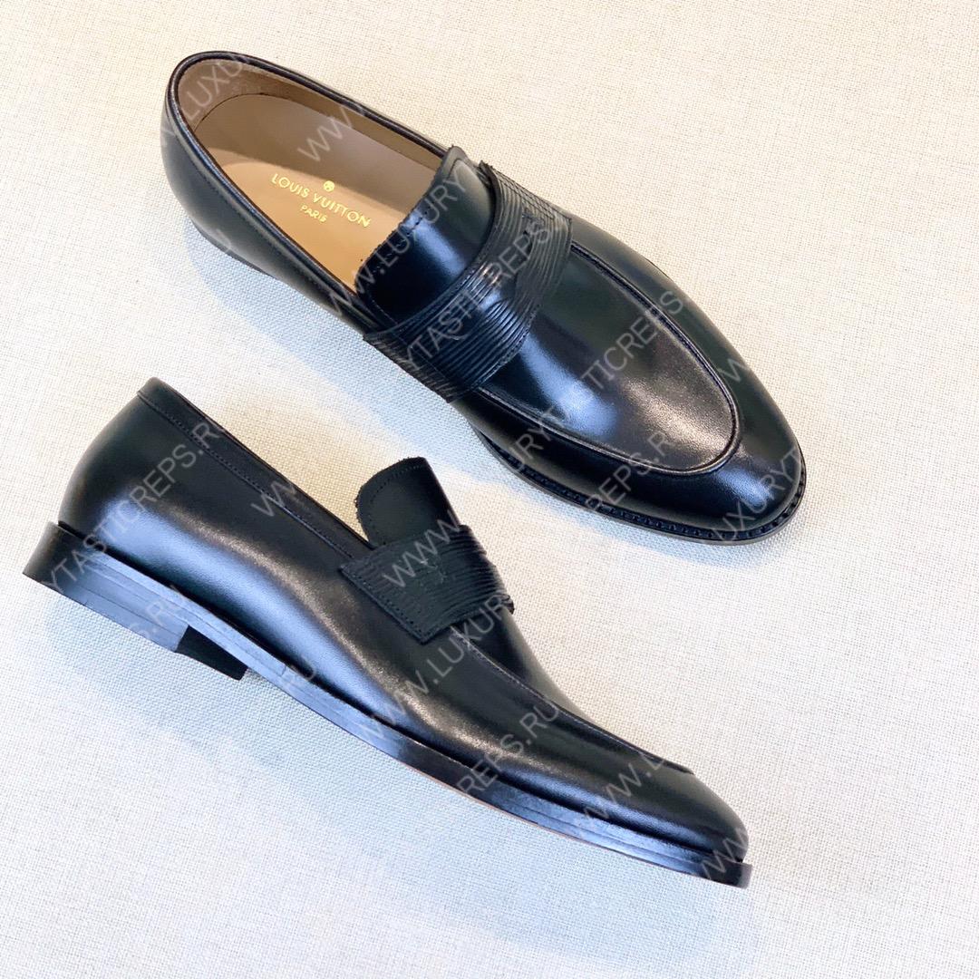 l**is V*t*n loafers black 1c5c8w