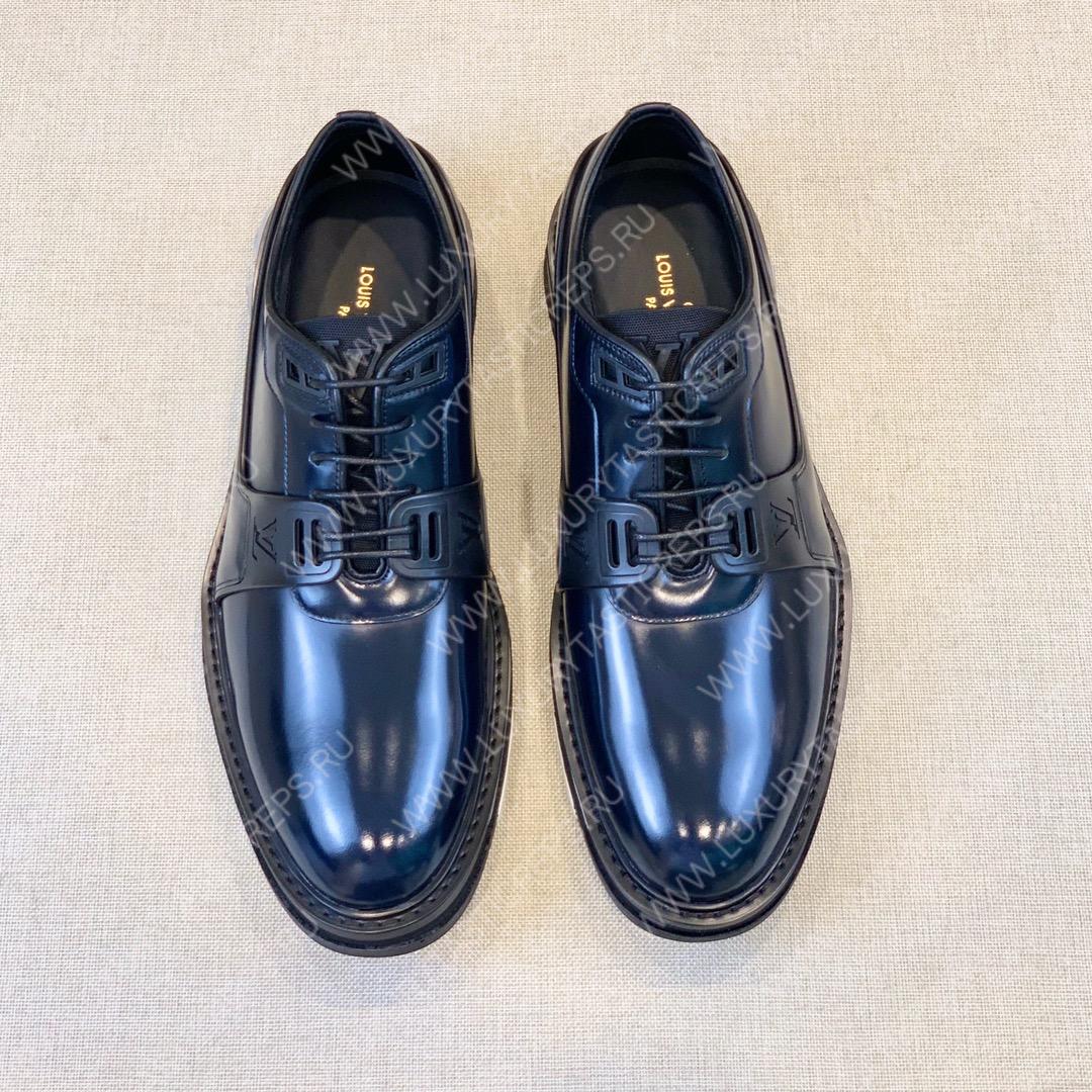 l**is V*t*n sneakers black 1abn90