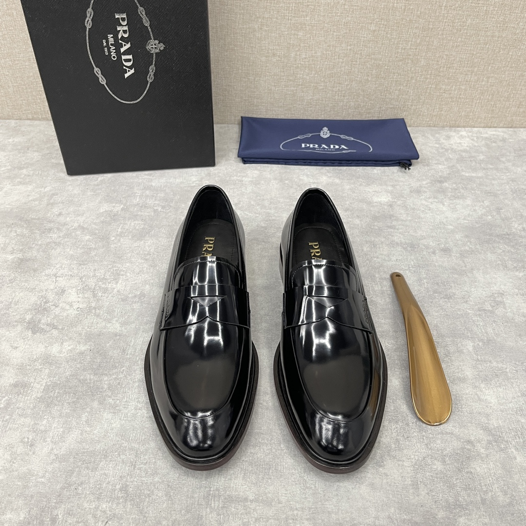 Pra*a brushed leather loafers black 2db161