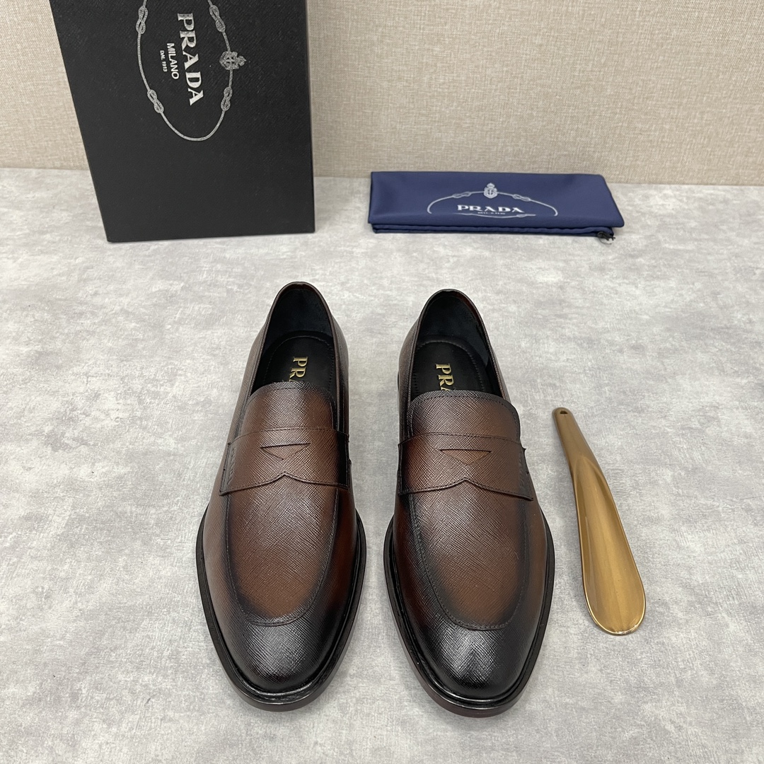 Pra*a saffiano loafers brown 2dc213