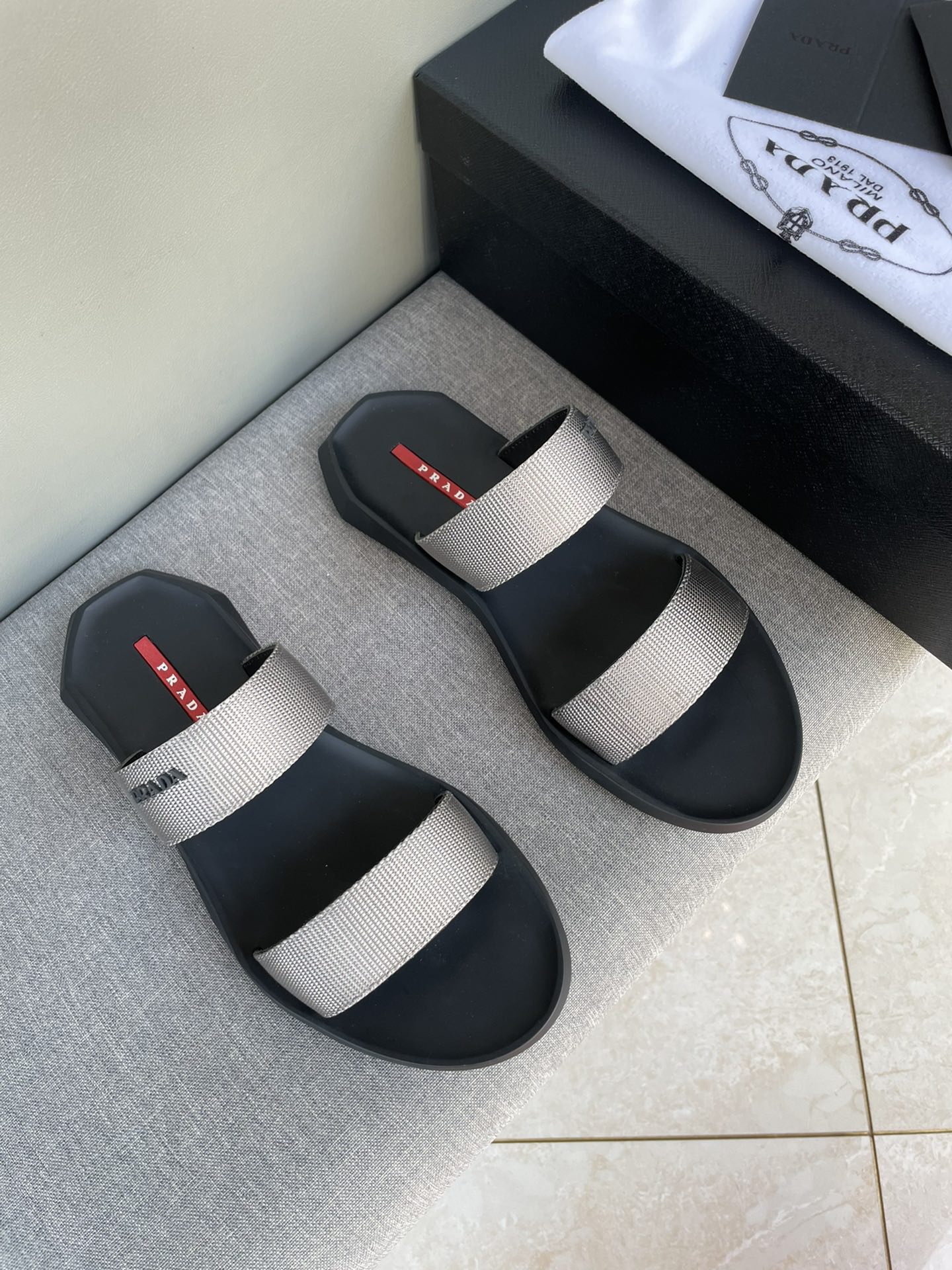Pra*a sandal silver 1xa142