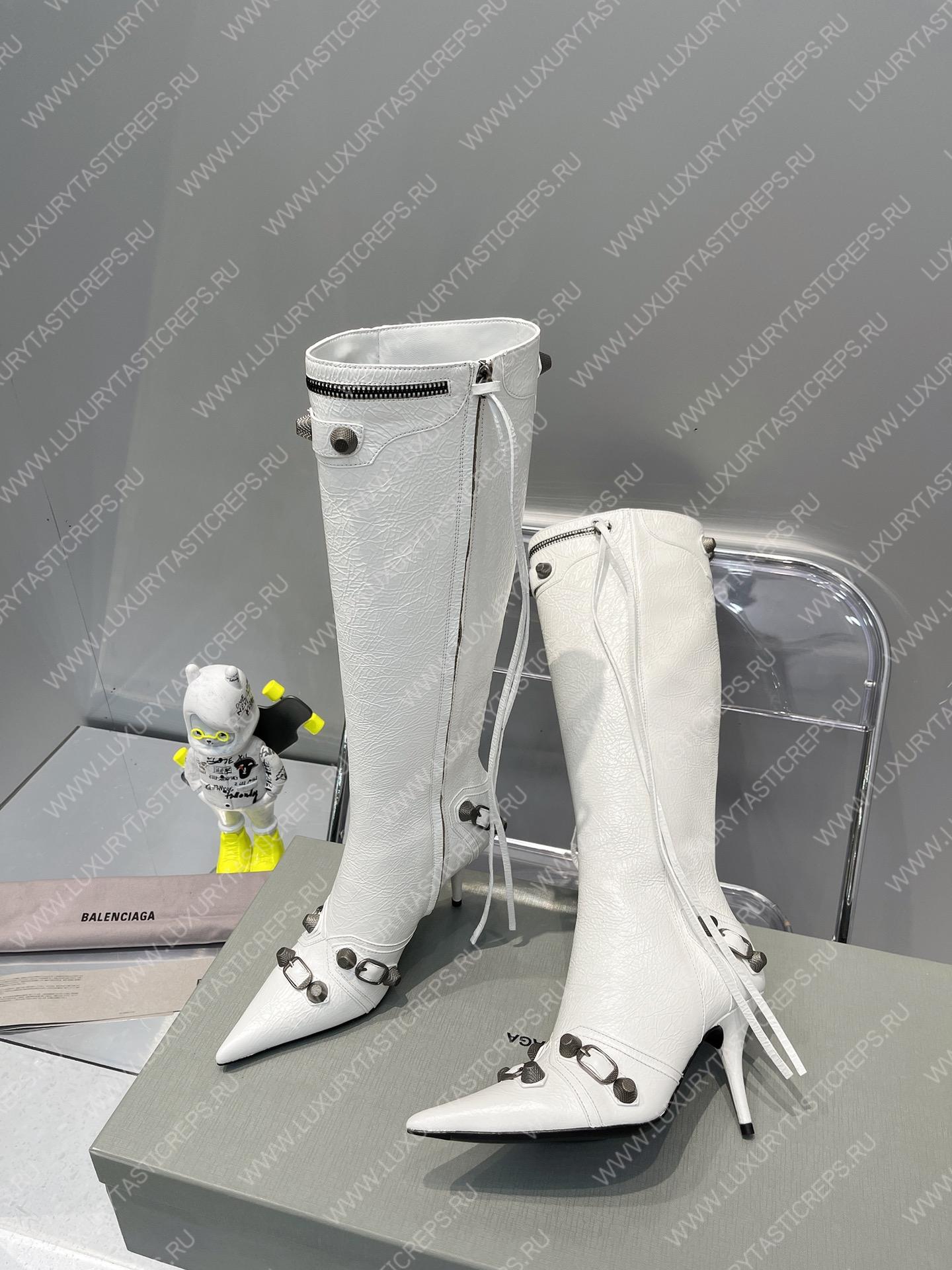 Ba*len*cia*ga women’s cagole 90mm boot optic white 694395wa