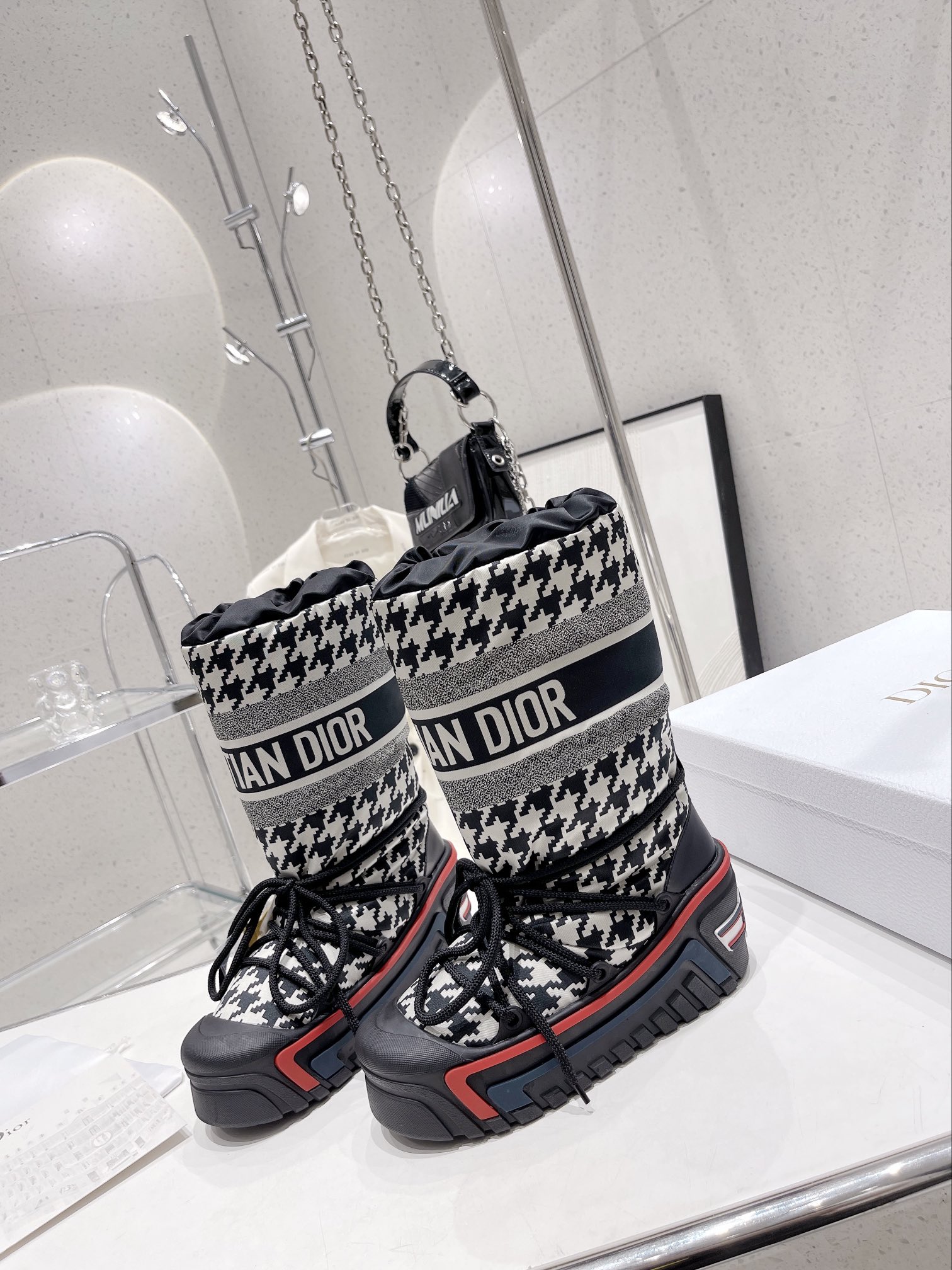 D*or alps snow boot kci685osy black/white