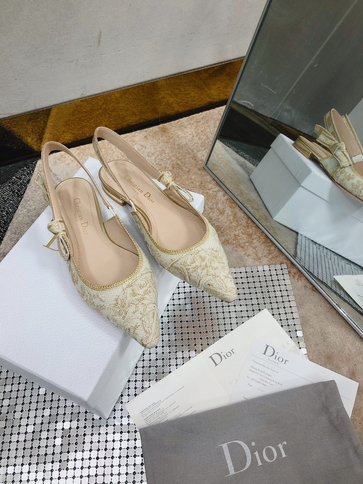 D*or j’aD*or slingback pump white kcp761jhl