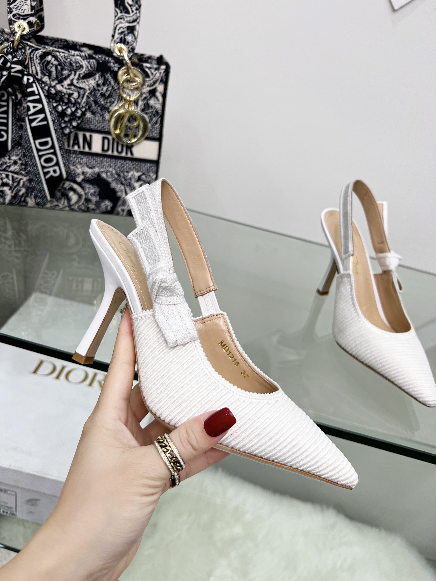 D*or j’aD*or slingback pump white kdc201tfl