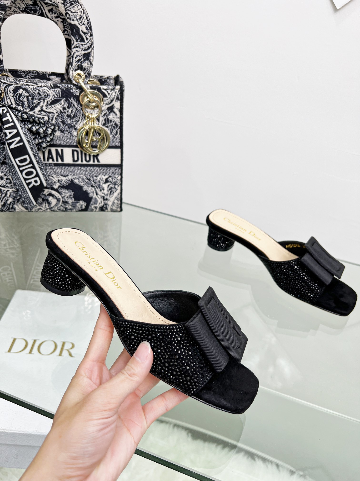 D*or idylle heeled slide black kcq768cst
