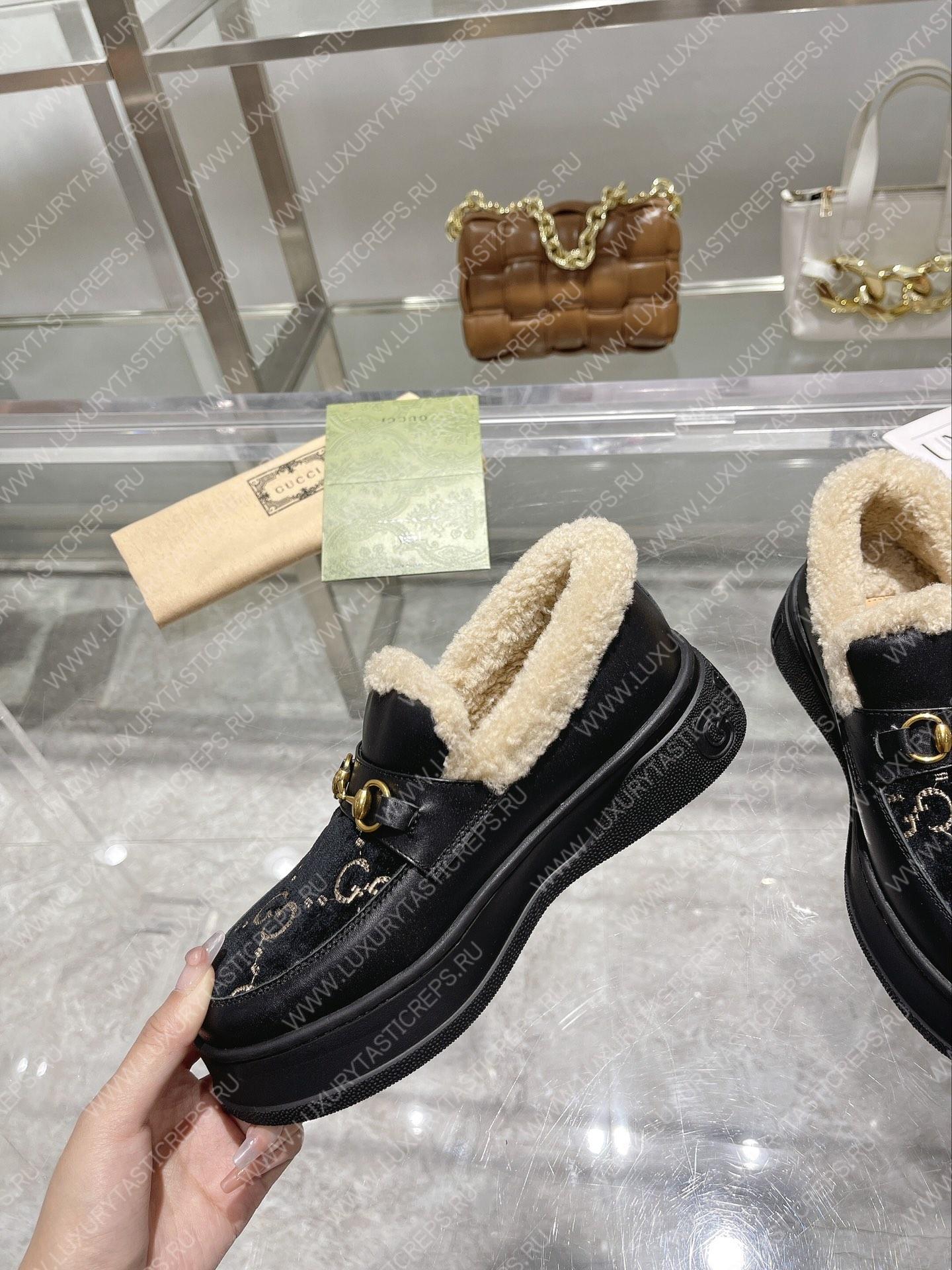 G*u*i horsebit ankle boot beige 550036